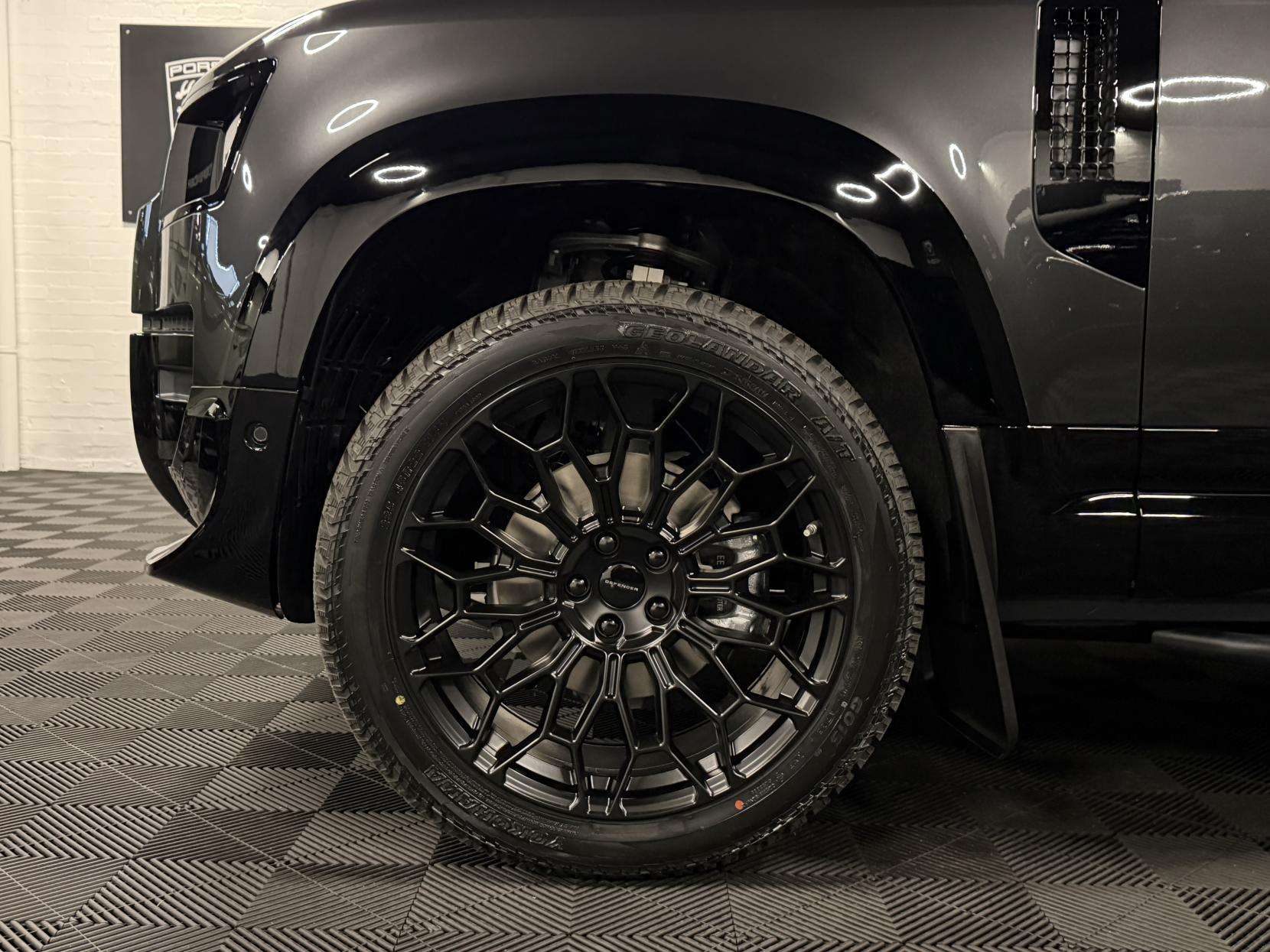 2026 LAND ROVER DEFENDER 110 2026 LAND ROVER DEFENDER 110