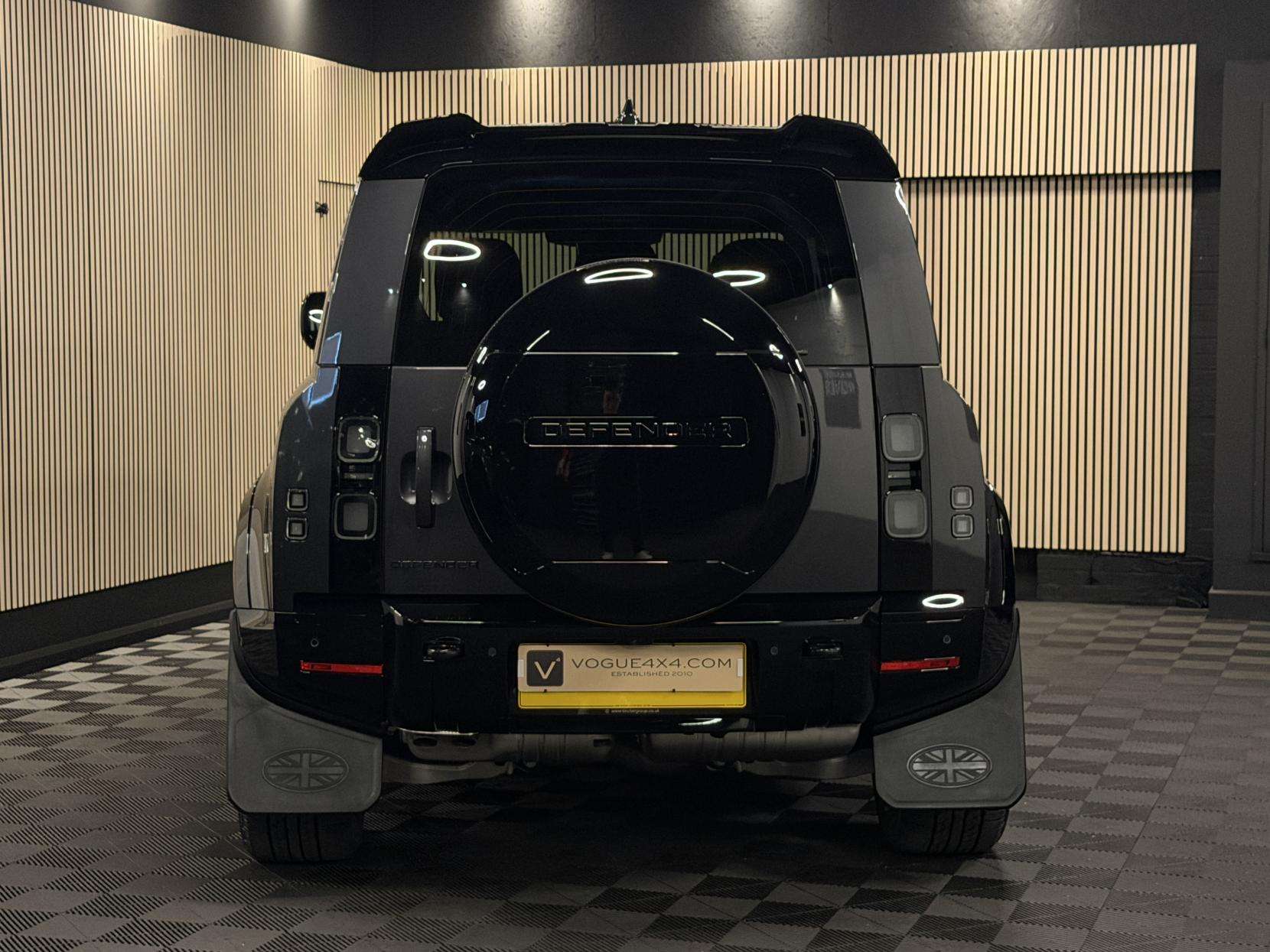 2026 LAND ROVER DEFENDER 110 2026 LAND ROVER DEFENDER 110