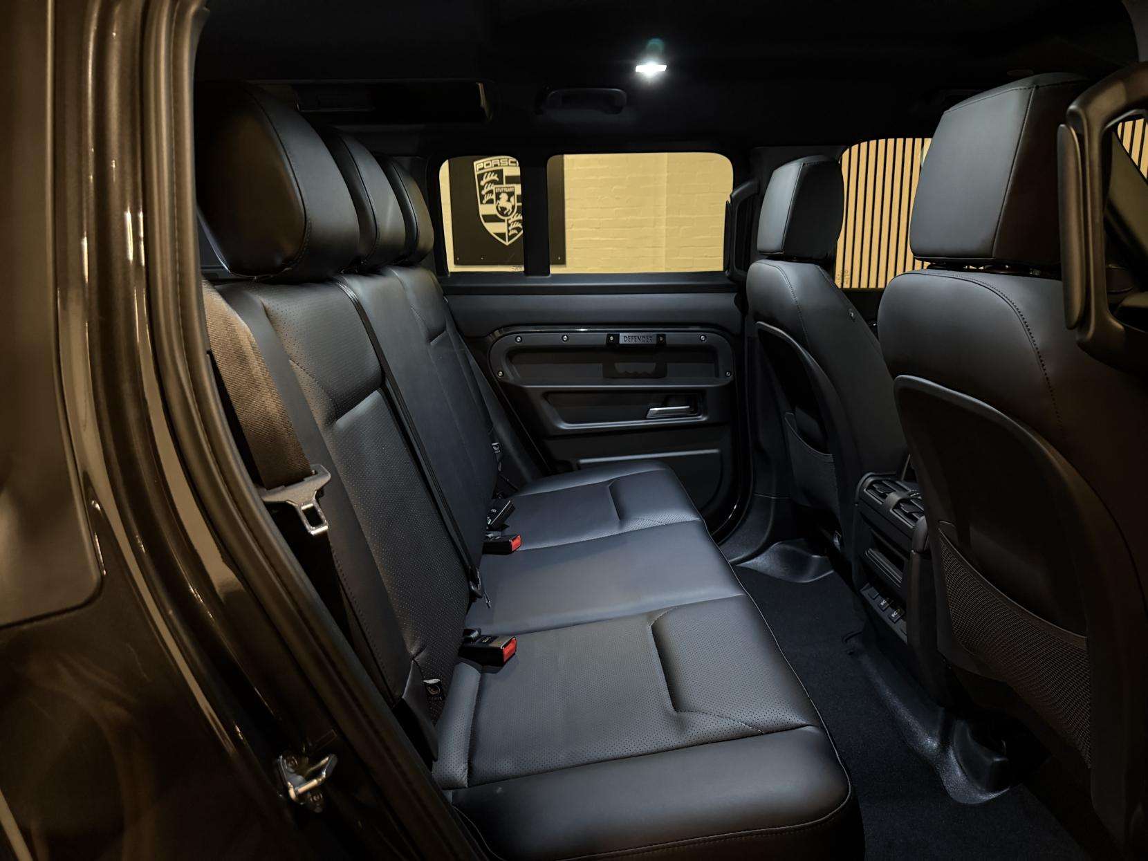 2026 LAND ROVER DEFENDER 110 2026 LAND ROVER DEFENDER 110