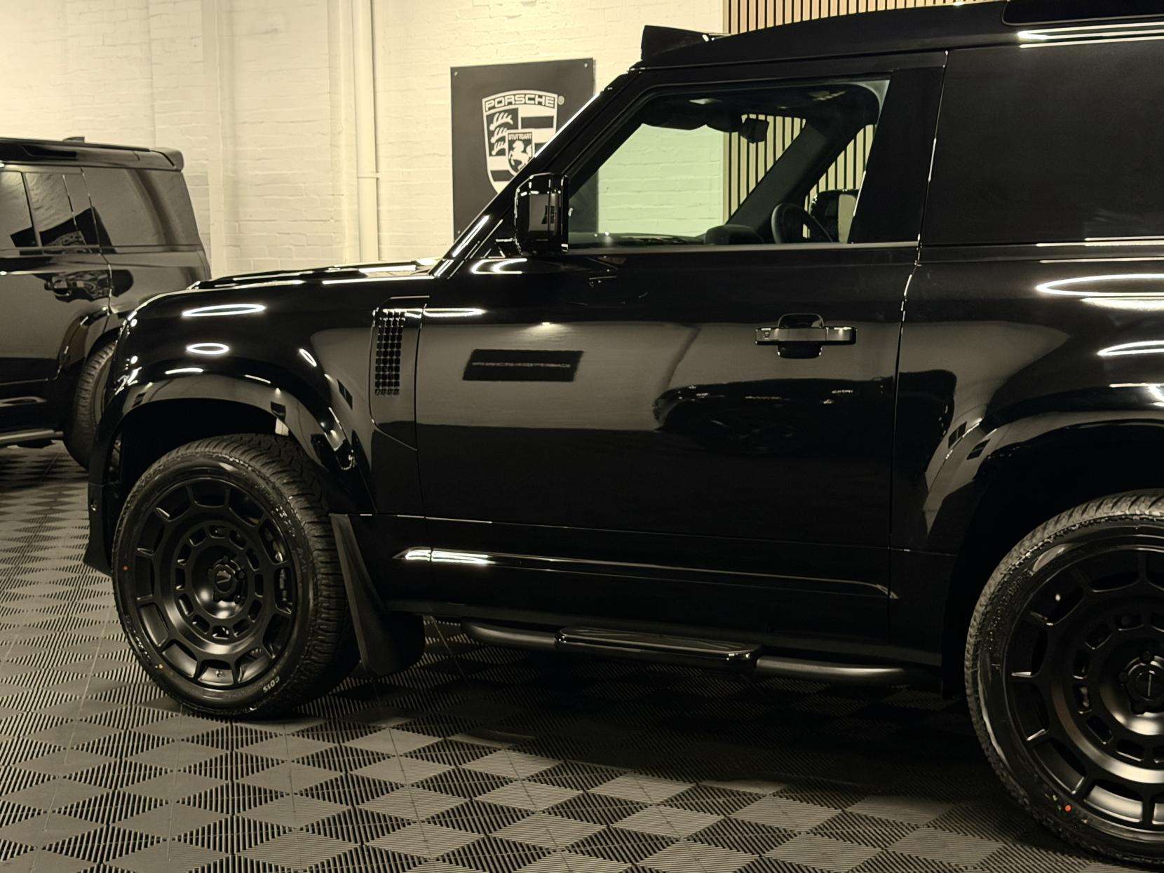 2025 LAND ROVER DEFENDER 90 2025 LAND ROVER DEFENDER 90