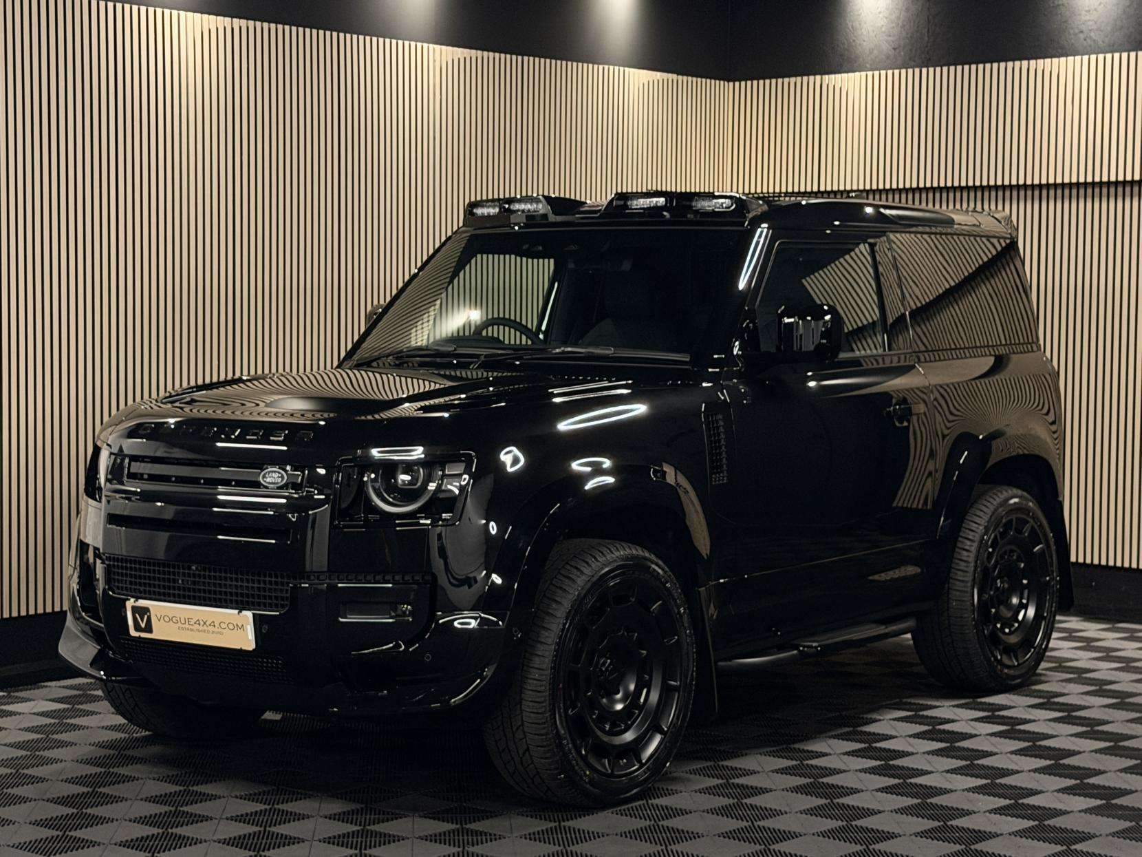 2025 LAND ROVER DEFENDER 90 2025 LAND ROVER DEFENDER 90