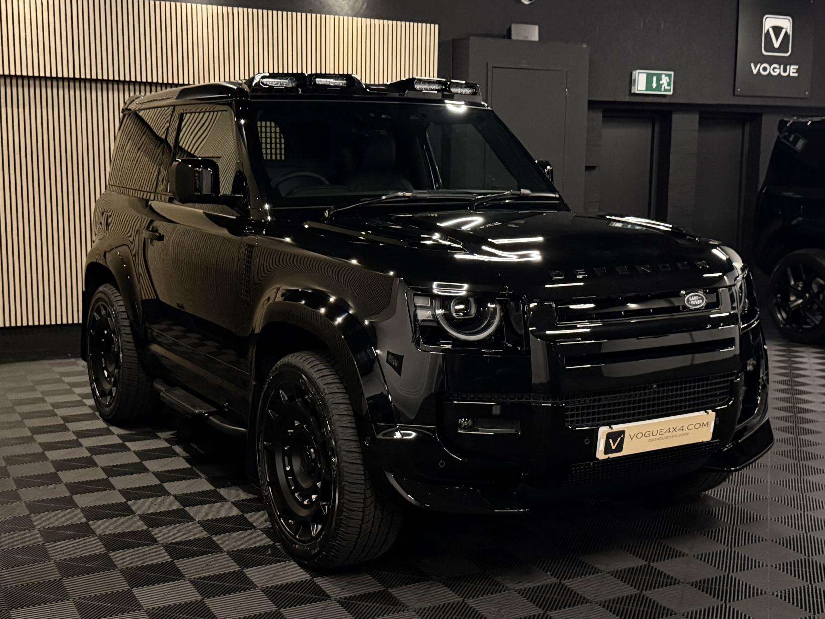 2025 LAND ROVER DEFENDER 90 2025 LAND ROVER DEFENDER 90