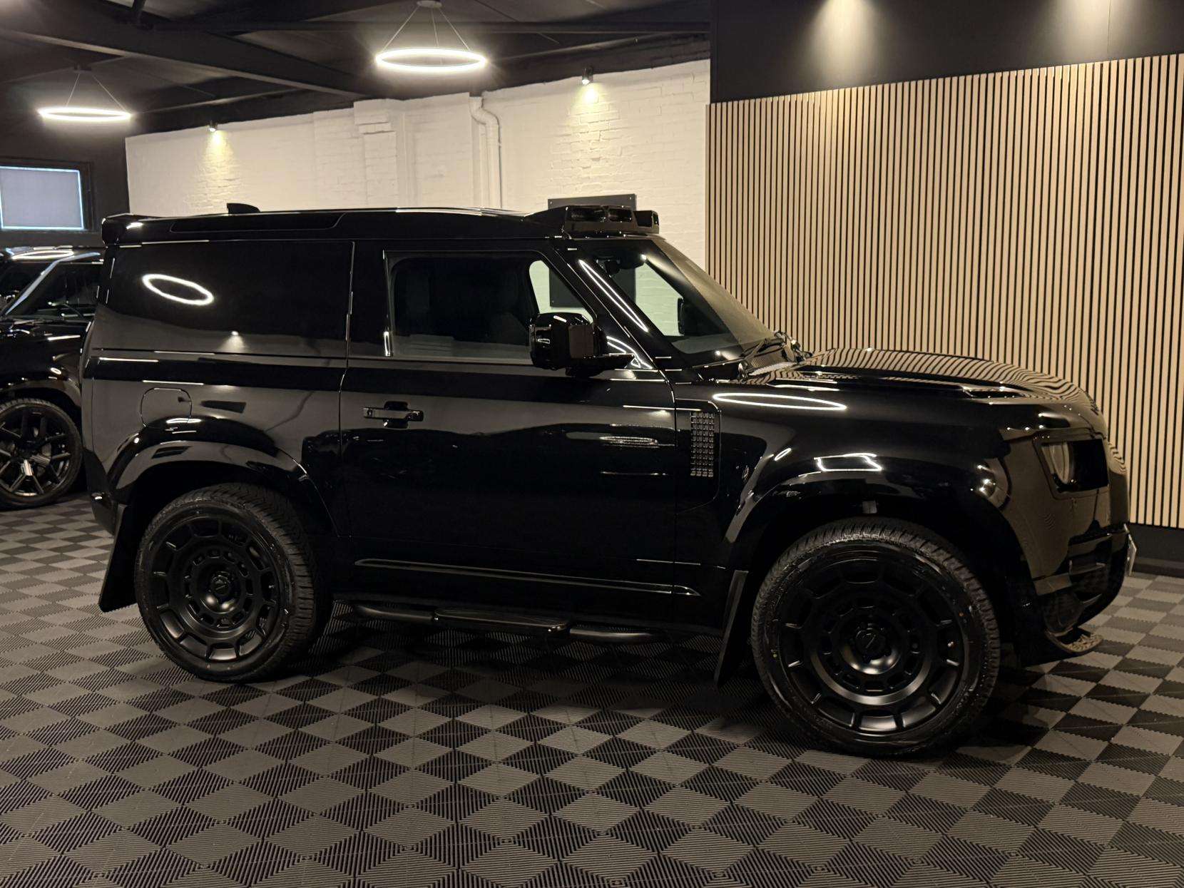 2025 LAND ROVER DEFENDER 90 2025 LAND ROVER DEFENDER 90