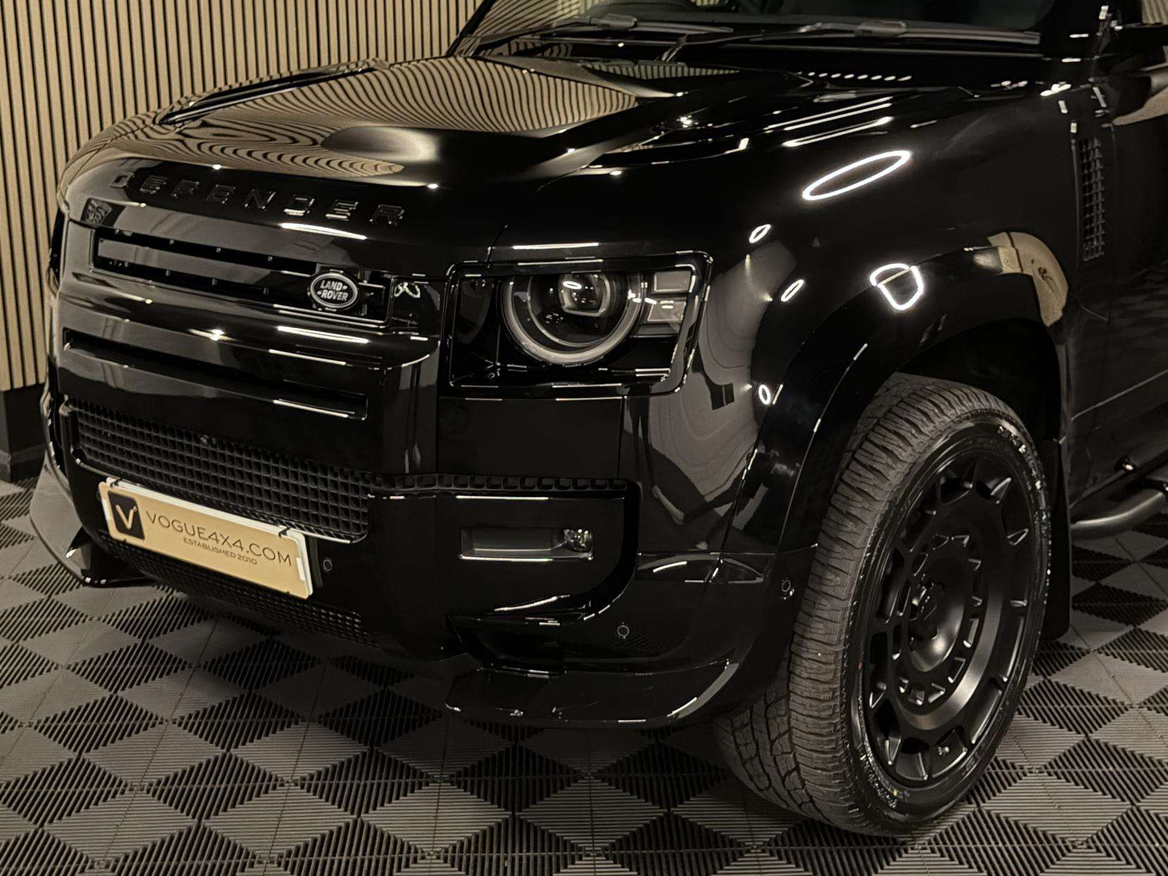 2025 LAND ROVER DEFENDER 90 2025 LAND ROVER DEFENDER 90