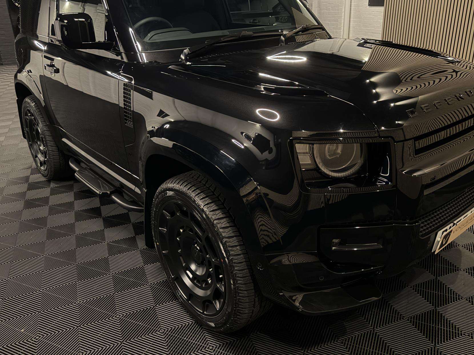 2025 LAND ROVER DEFENDER 90 2025 LAND ROVER DEFENDER 90