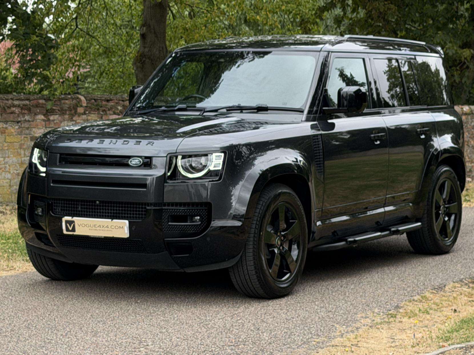 2022 LAND ROVER DEFENDER 110 2022 LAND ROVER DEFENDER 110