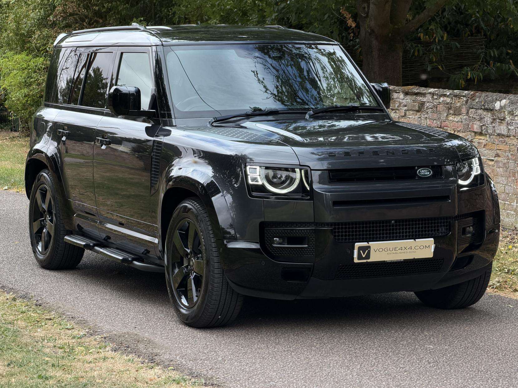 2022 LAND ROVER DEFENDER 110 2022 LAND ROVER DEFENDER 110