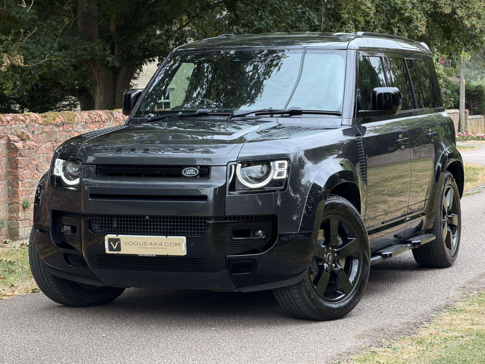 2022 LAND ROVER DEFENDER 110 2022 LAND ROVER DEFENDER 110