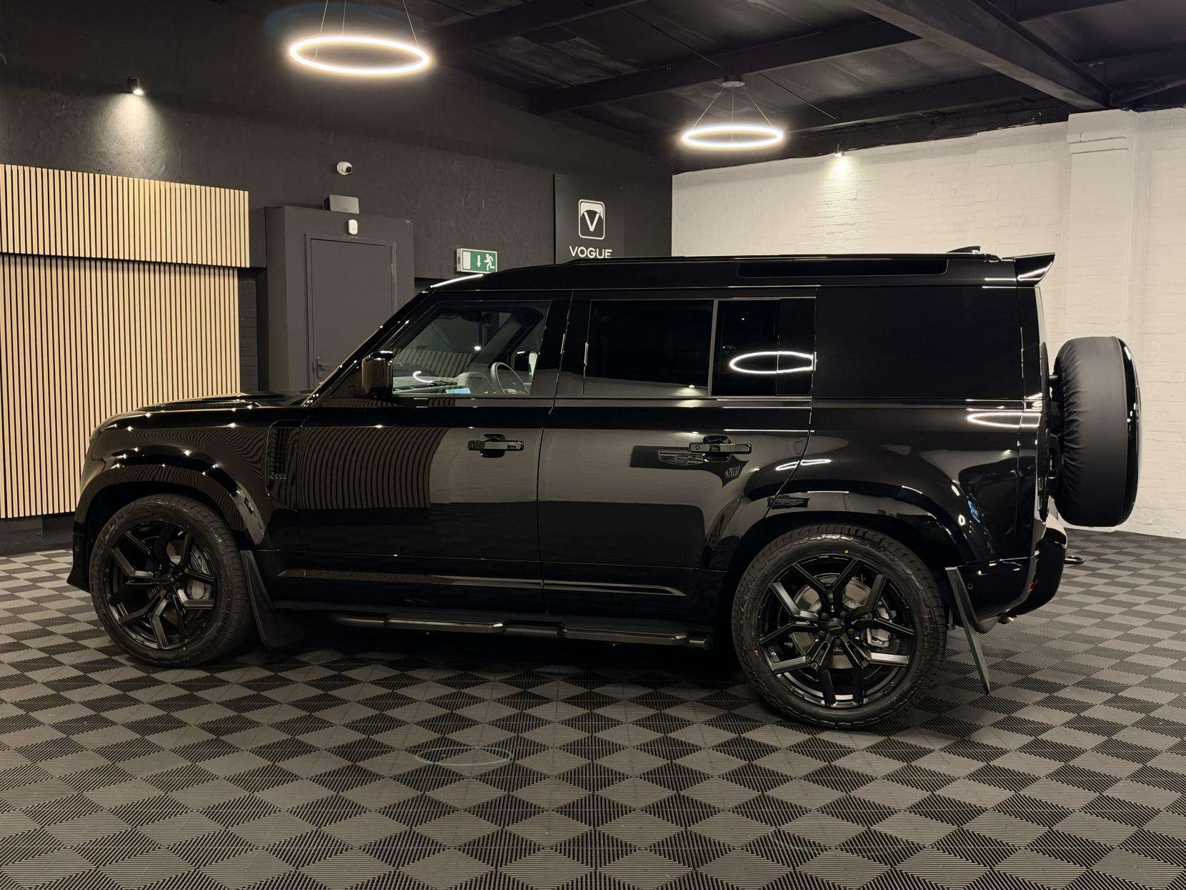 2026 LAND ROVER DEFENDER 110 2026 LAND ROVER DEFENDER 110