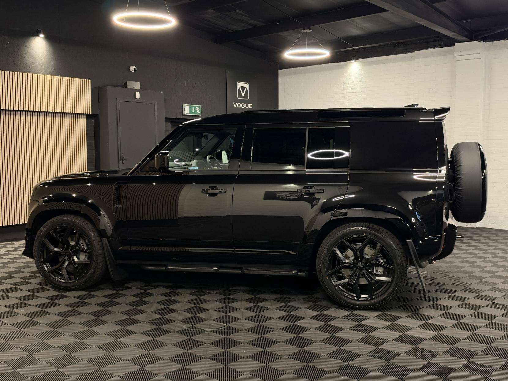 2026 LAND ROVER DEFENDER 110 2026 LAND ROVER DEFENDER 110