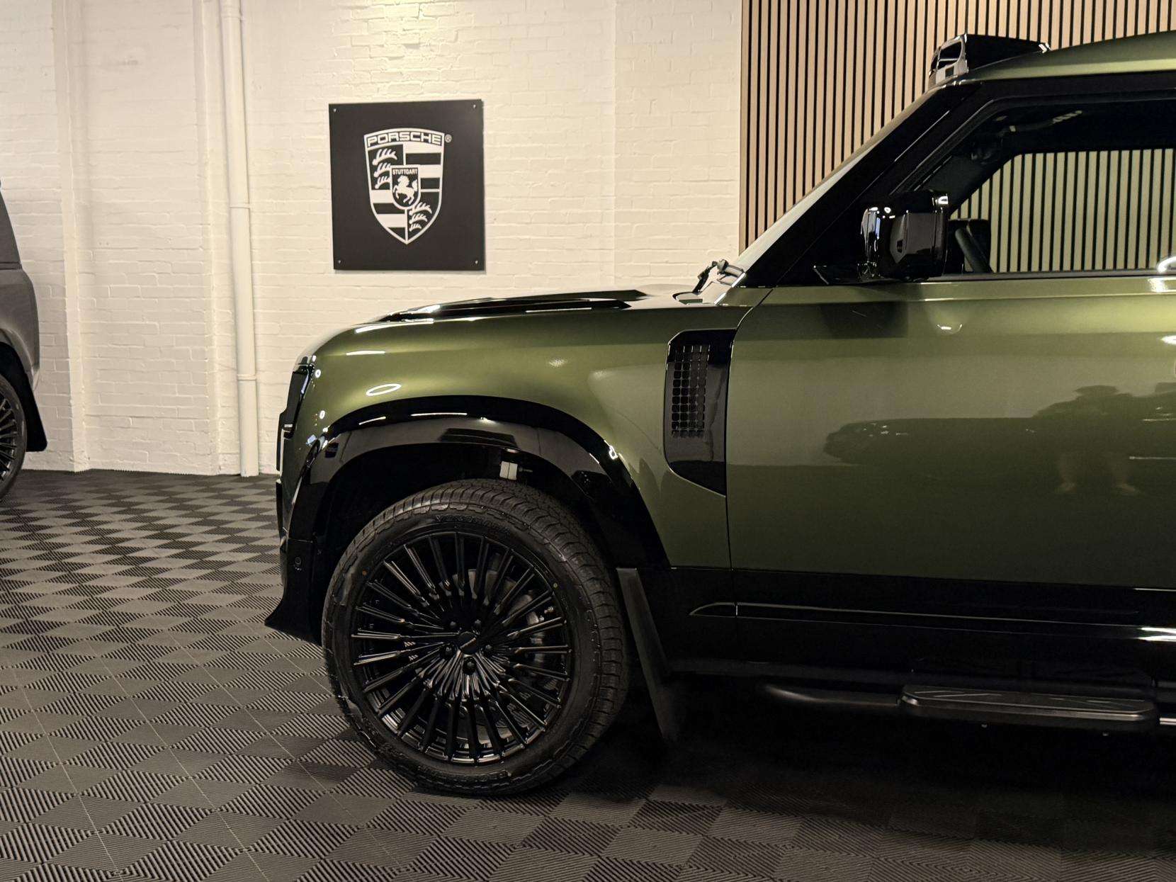 2026 LAND ROVER DEFENDER 90 2026 LAND ROVER DEFENDER 90
