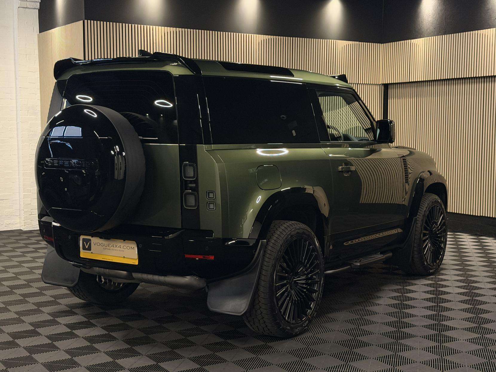 A 2026 LAND ROVER DEFENDER 90 3.0 D250 MHEV S Hard Top SUV 3dr Diesel Auto 4WD SWB Euro 6 (s/s) (249 ps) A 2026 LAND ROVER DEFENDER 90 3.0 D250 MHEV S Hard Top SUV 3dr Diesel Auto 4WD SWB Euro 6 (s/s) (249 ps)