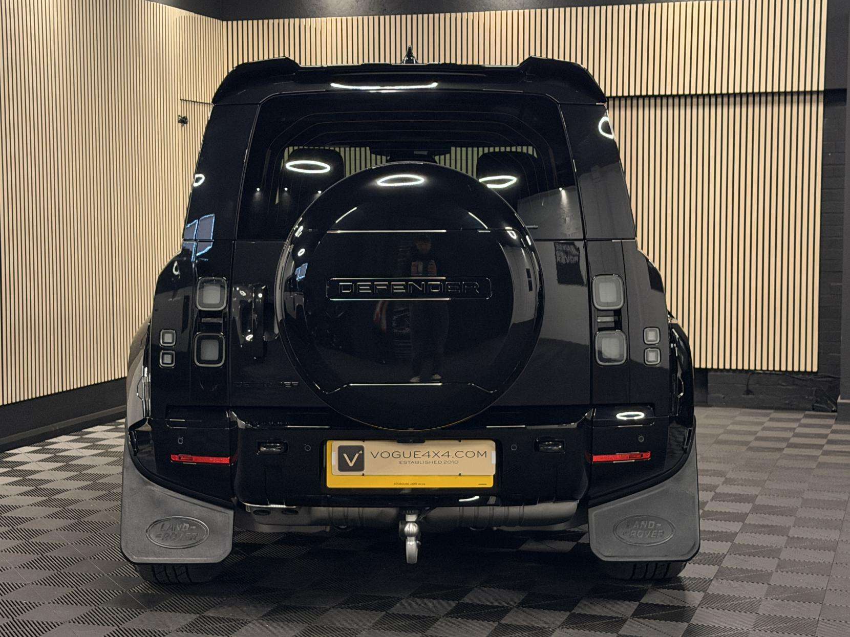 2026 LAND ROVER DEFENDER 110 2026 LAND ROVER DEFENDER 110
