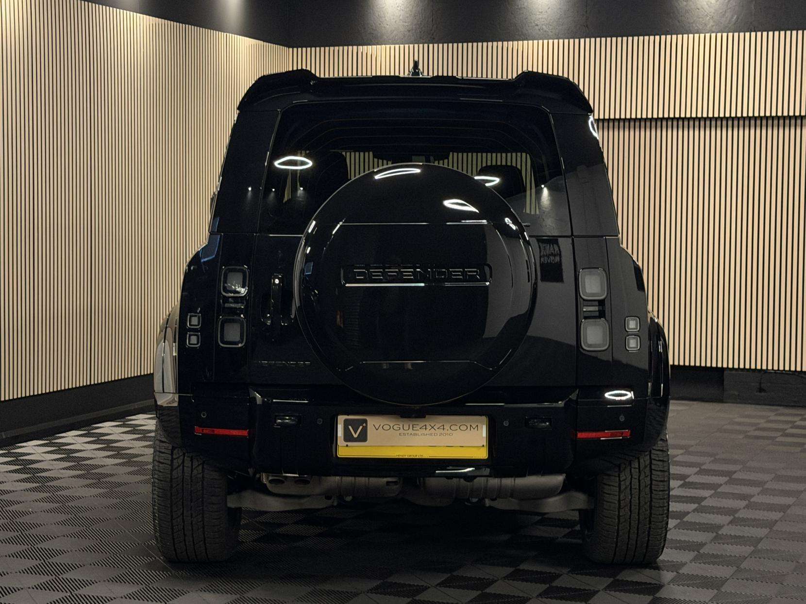 2025 LAND ROVER DEFENDER 110 2025 LAND ROVER DEFENDER 110