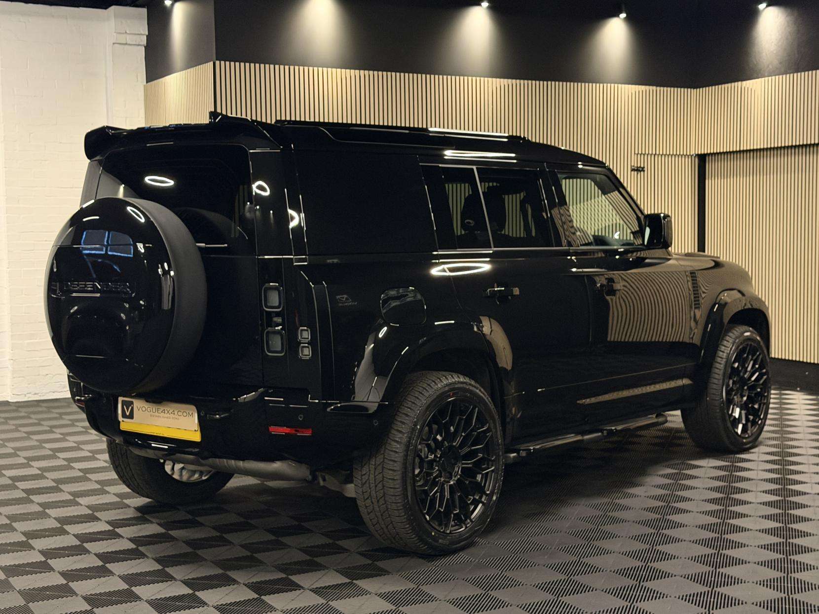 2025 LAND ROVER DEFENDER 110 2025 LAND ROVER DEFENDER 110