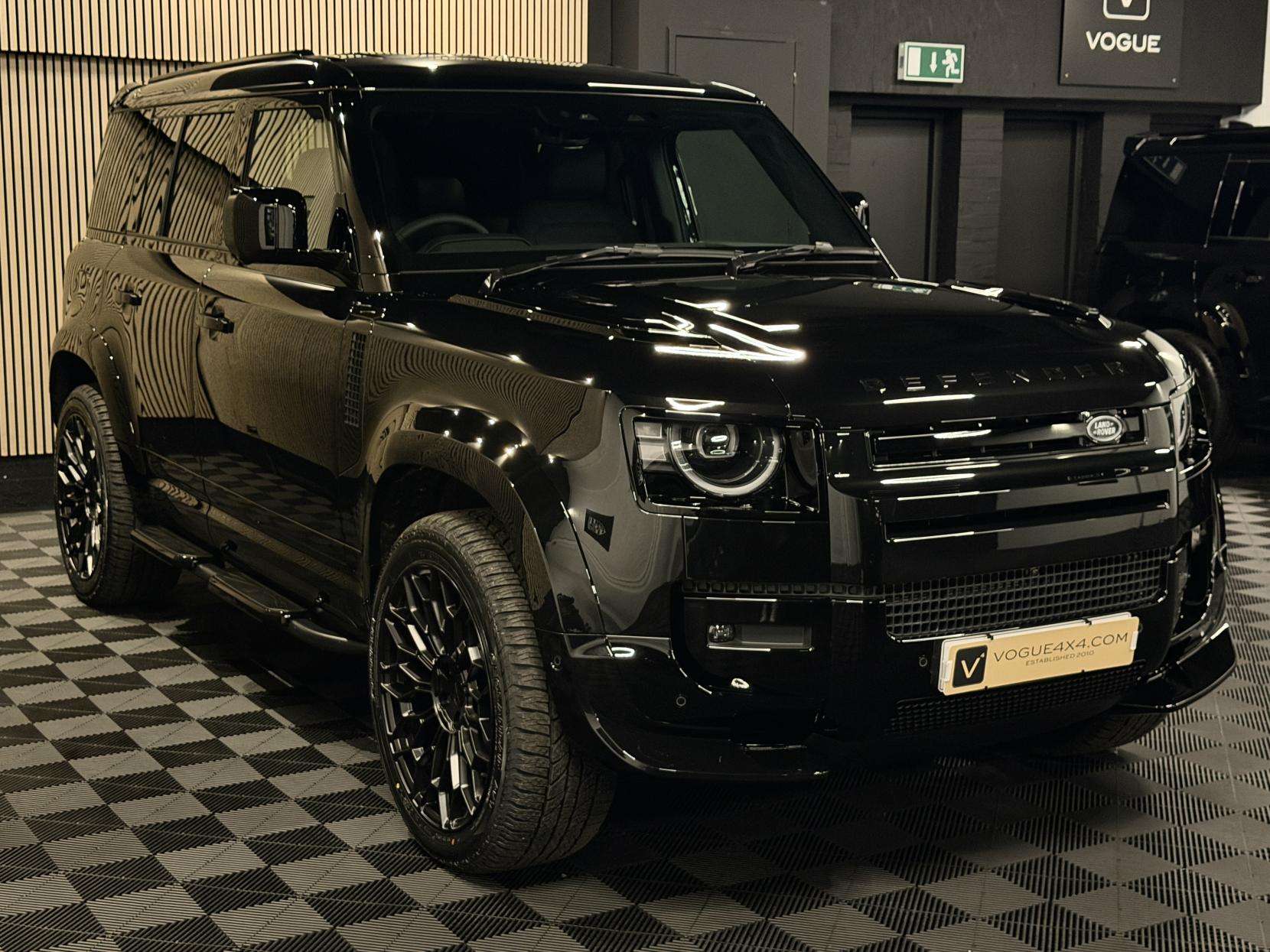 2025 LAND ROVER DEFENDER 110 2025 LAND ROVER DEFENDER 110