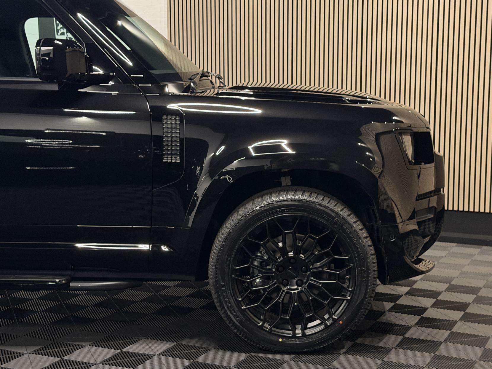 2025 LAND ROVER DEFENDER 110 2025 LAND ROVER DEFENDER 110