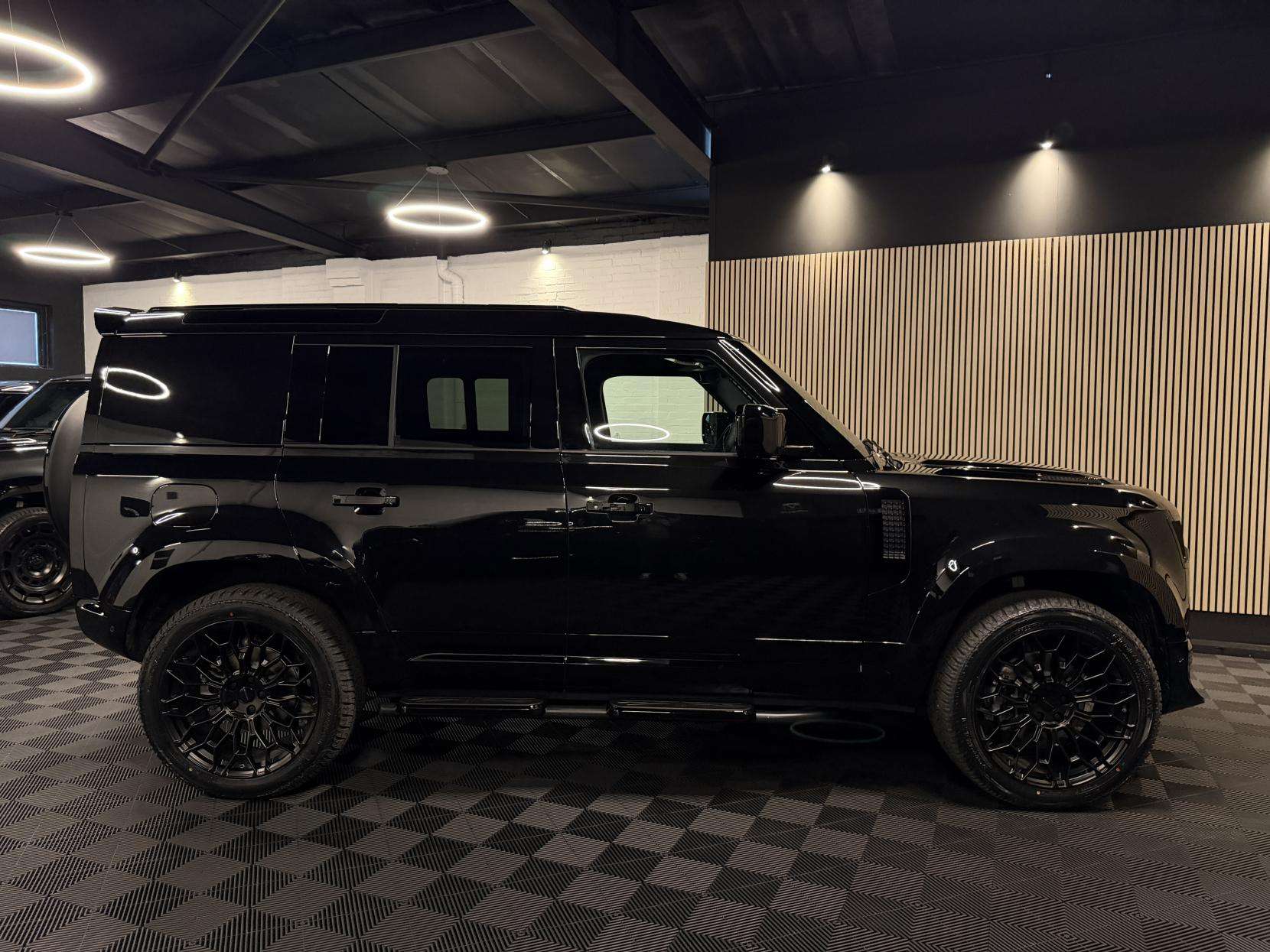 2025 LAND ROVER DEFENDER 110 2025 LAND ROVER DEFENDER 110