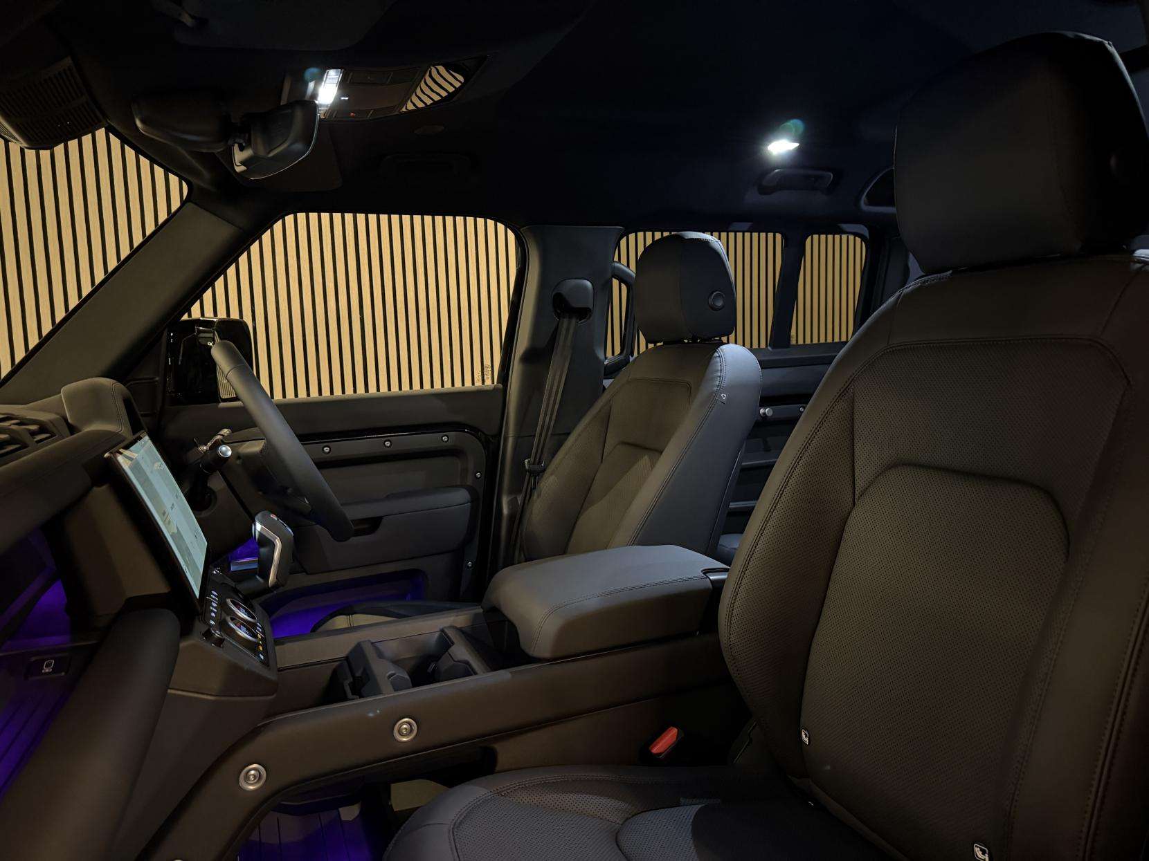 2025 LAND ROVER DEFENDER 110 2025 LAND ROVER DEFENDER 110