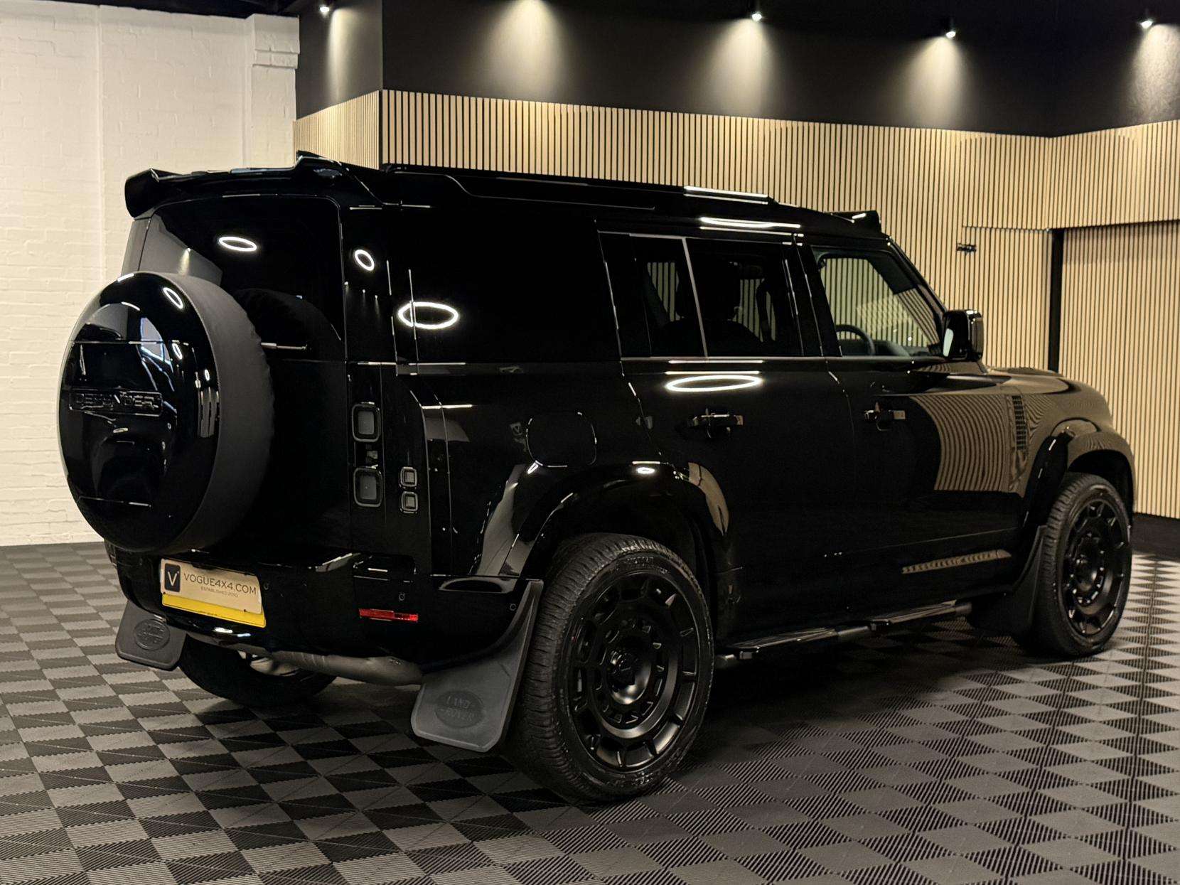 2025 LAND ROVER DEFENDER 110 2025 LAND ROVER DEFENDER 110