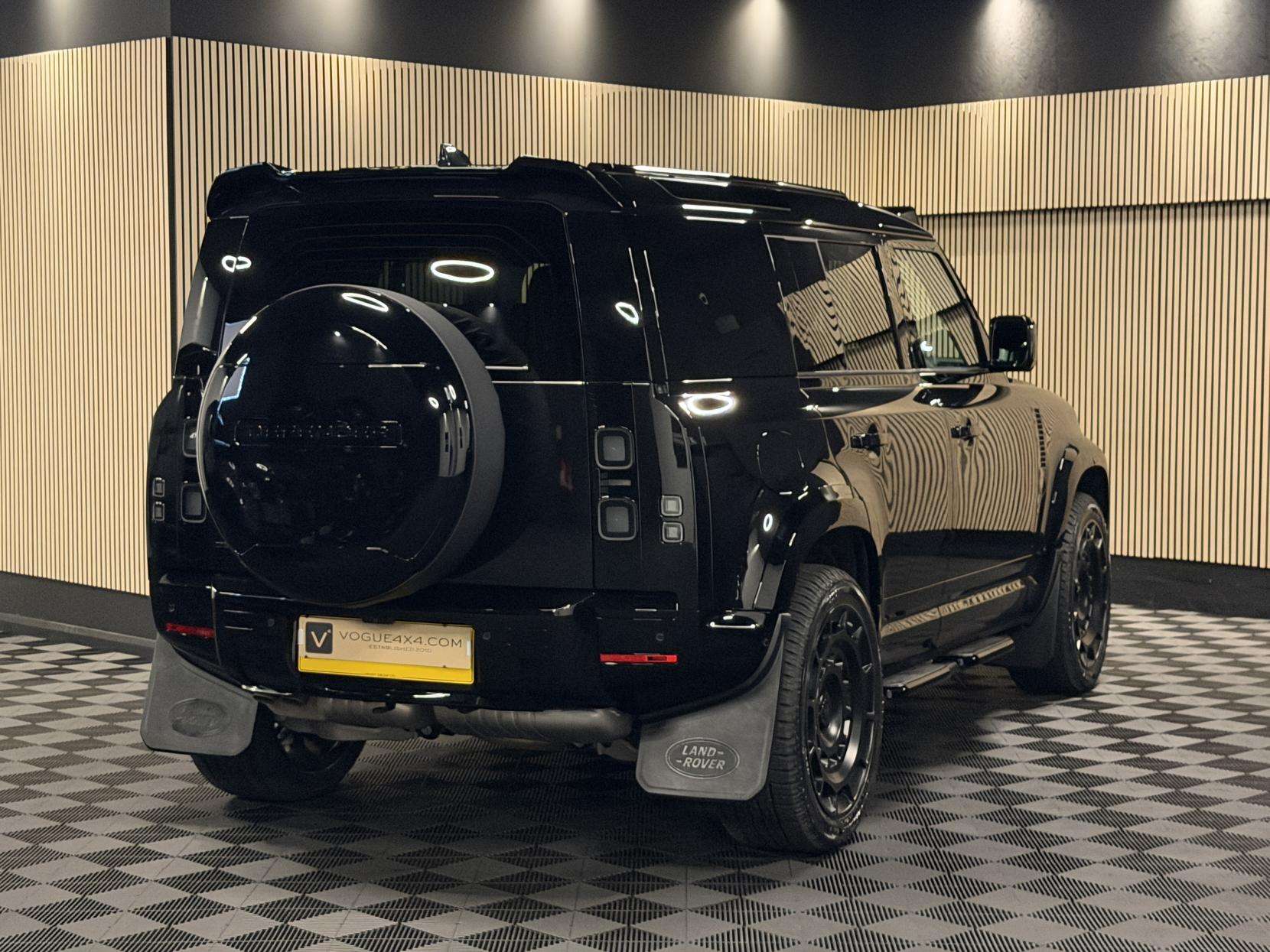 2025 LAND ROVER DEFENDER 110 2025 LAND ROVER DEFENDER 110