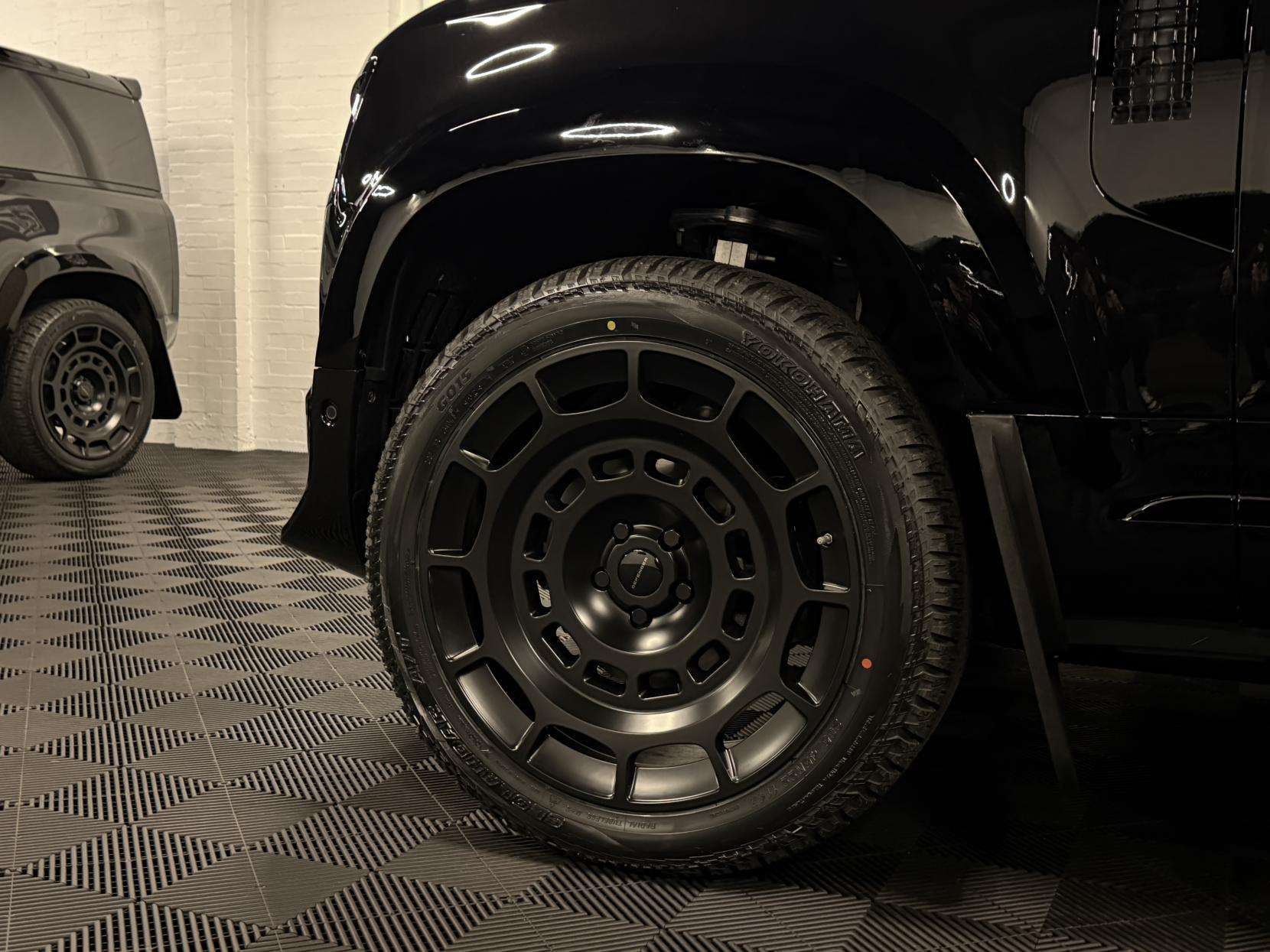 2025 LAND ROVER DEFENDER 110 2025 LAND ROVER DEFENDER 110