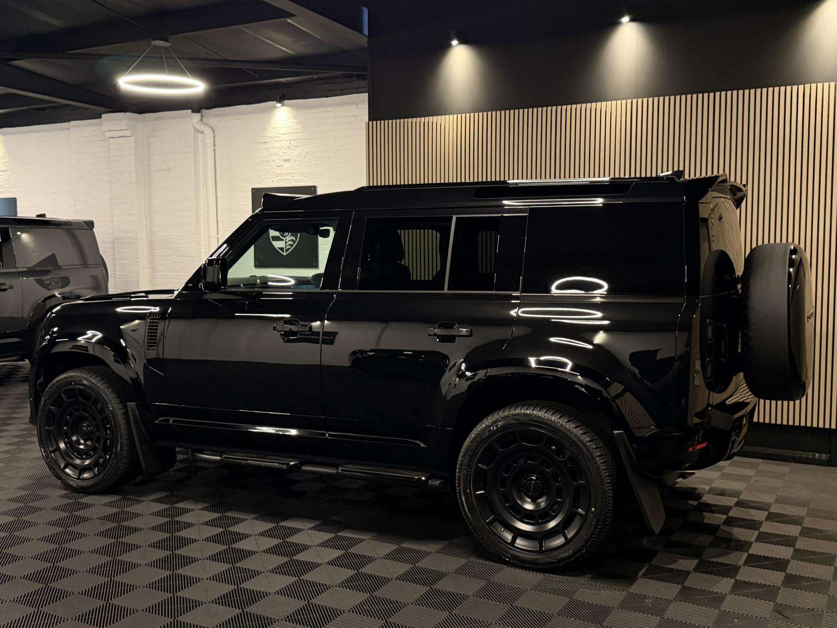 2025 LAND ROVER DEFENDER 110 2025 LAND ROVER DEFENDER 110