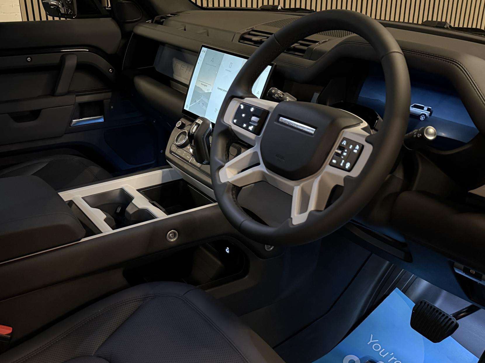 2025 LAND ROVER DEFENDER 110 2025 LAND ROVER DEFENDER 110