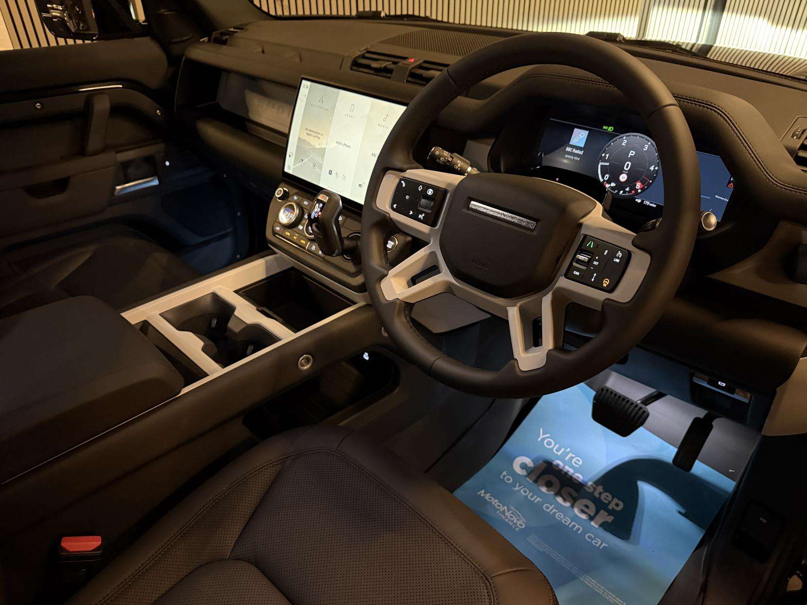 2025 LAND ROVER DEFENDER 110 2025 LAND ROVER DEFENDER 110