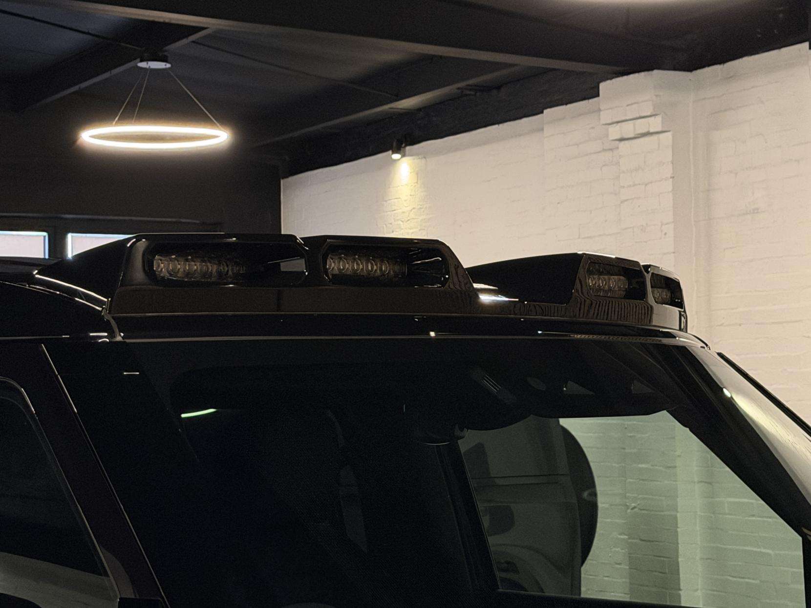 2025 LAND ROVER DEFENDER 110 2025 LAND ROVER DEFENDER 110