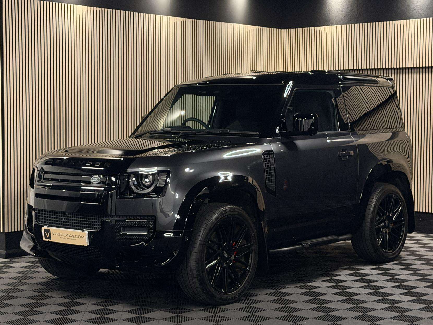 2025 LAND ROVER DEFENDER 90 2025 LAND ROVER DEFENDER 90