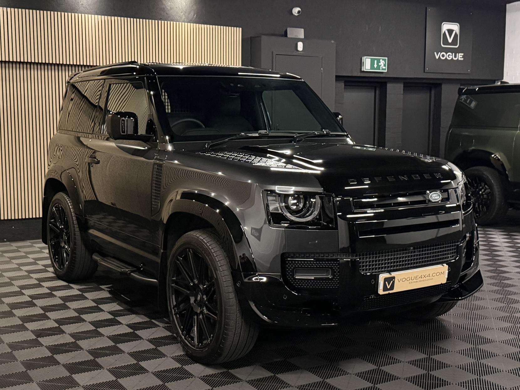 2025 LAND ROVER DEFENDER 90 2025 LAND ROVER DEFENDER 90