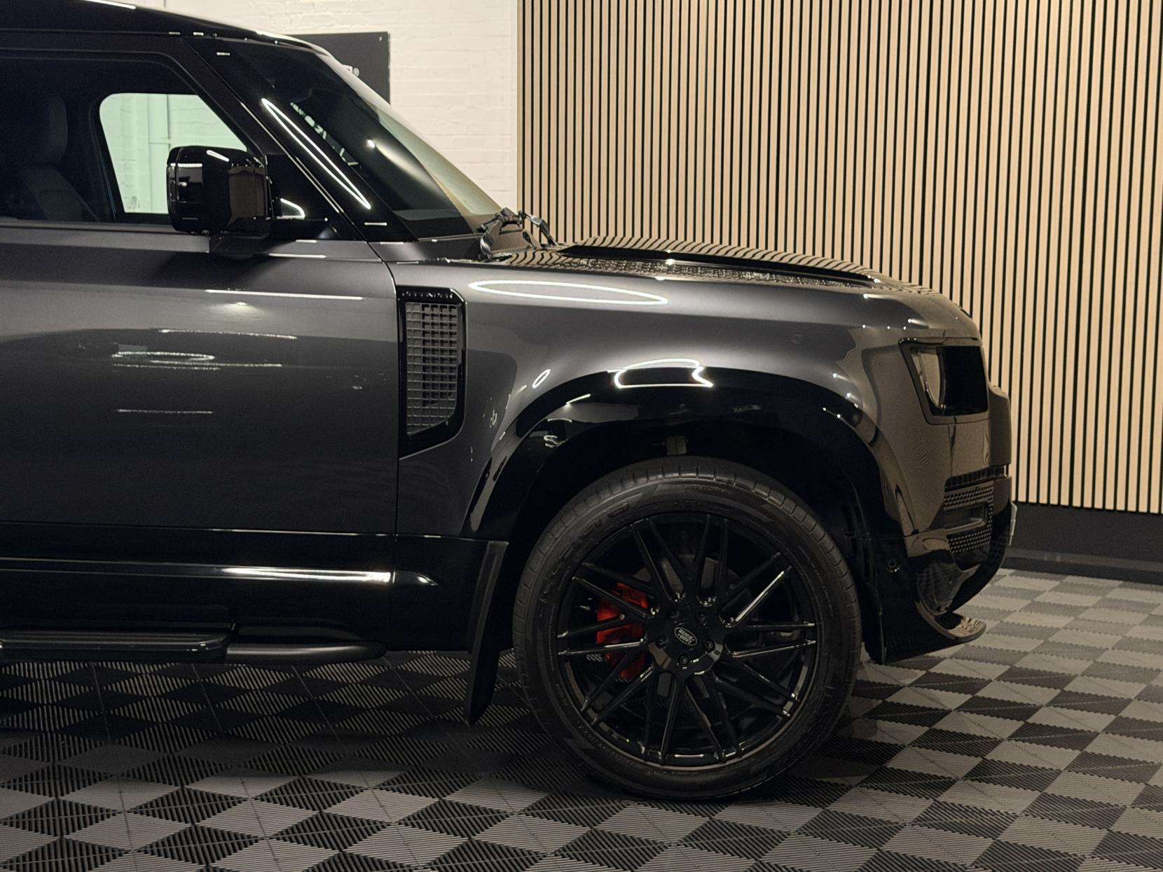 2025 LAND ROVER DEFENDER 90 2025 LAND ROVER DEFENDER 90