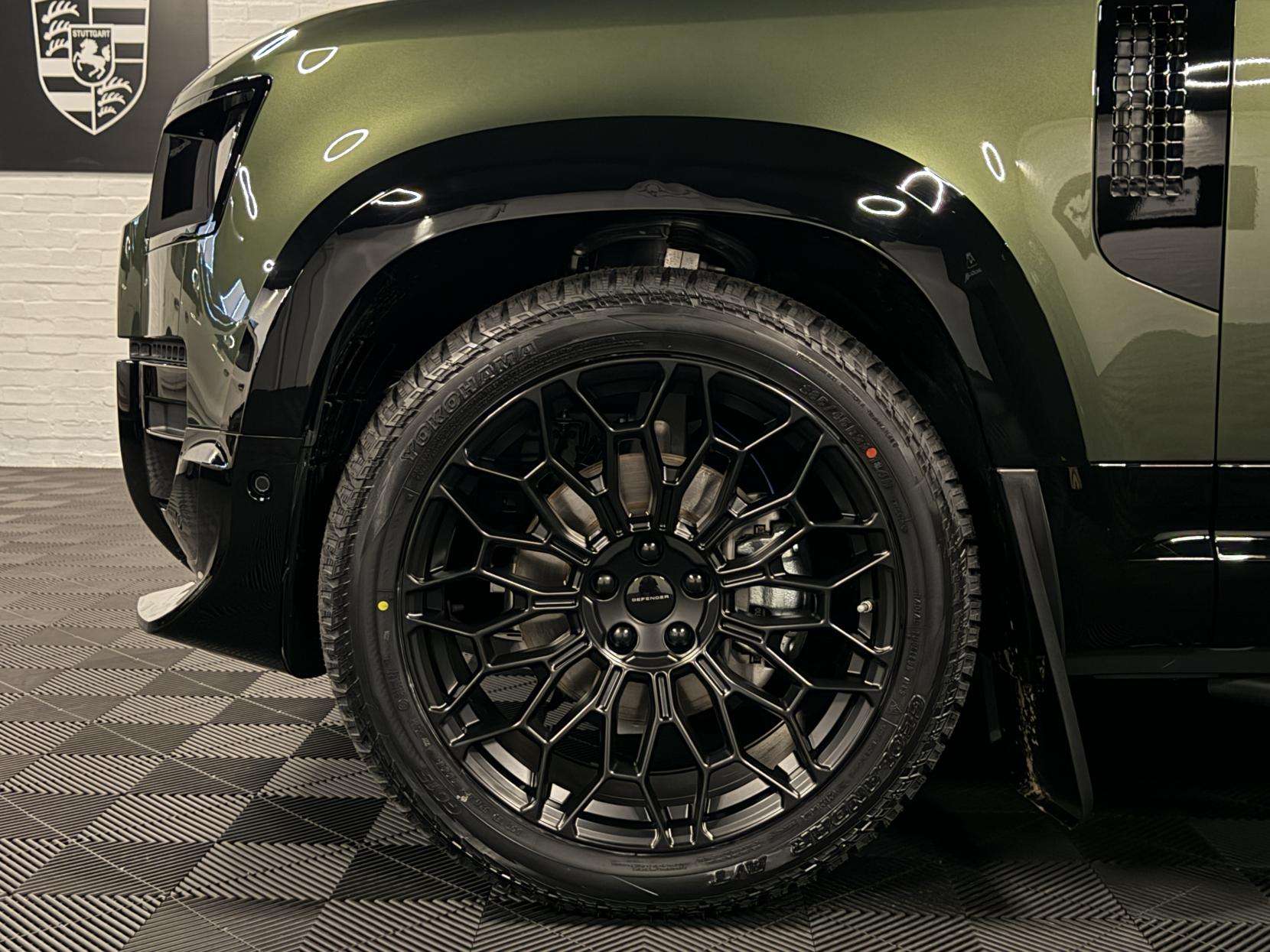 2025 LAND ROVER DEFENDER 90 2025 LAND ROVER DEFENDER 90