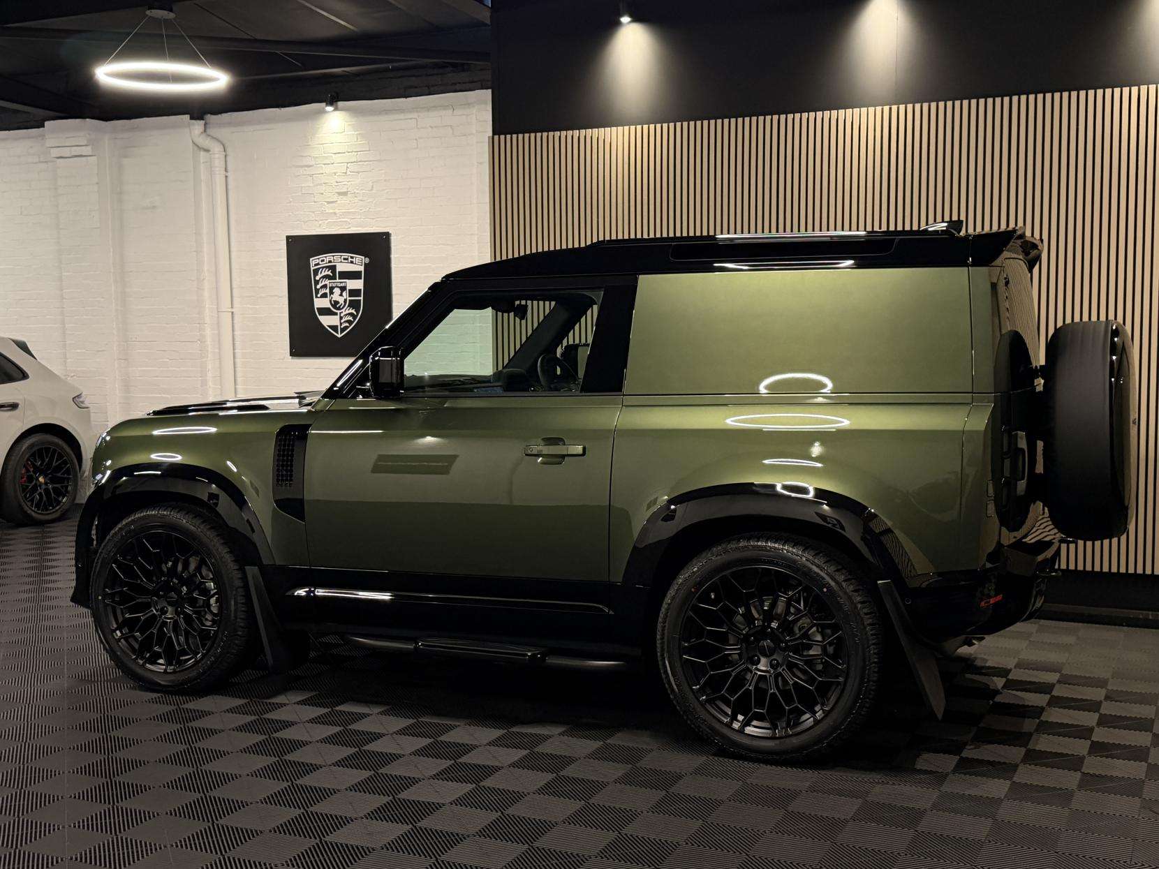 2025 LAND ROVER DEFENDER 90 2025 LAND ROVER DEFENDER 90