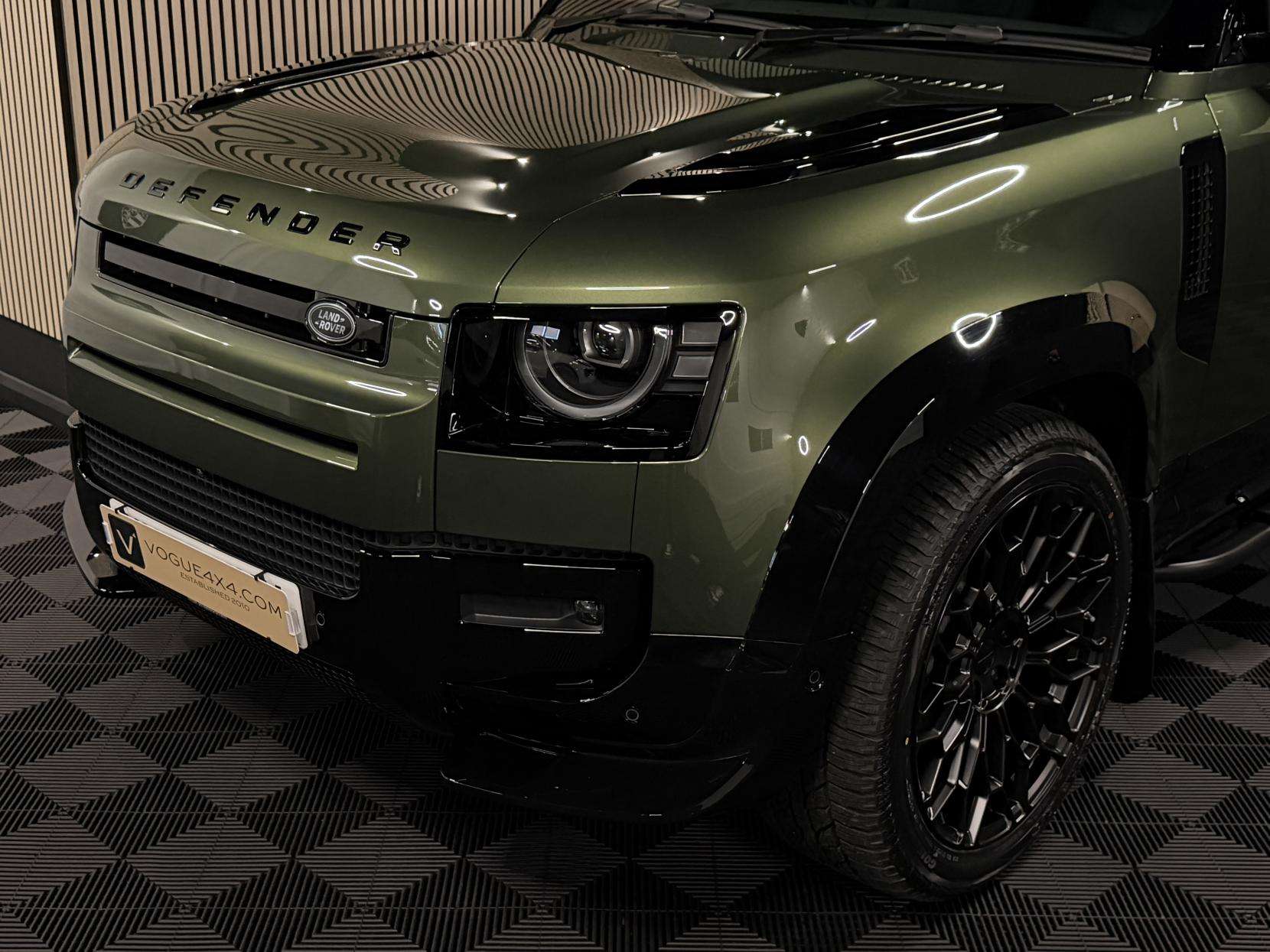 2025 LAND ROVER DEFENDER 90 2025 LAND ROVER DEFENDER 90