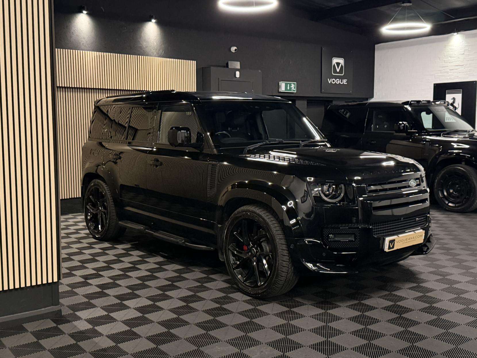 2023 LAND ROVER DEFENDER 110 2023 LAND ROVER DEFENDER 110