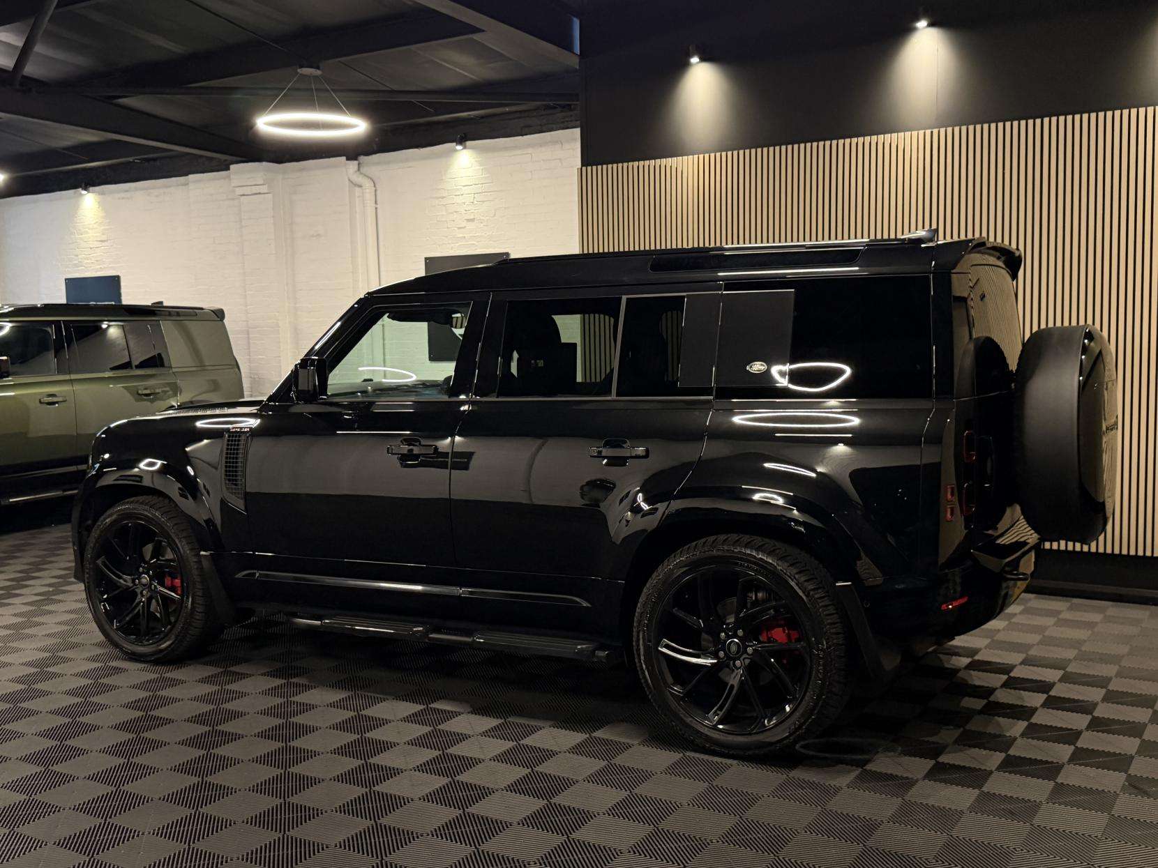 2023 LAND ROVER DEFENDER 110 2023 LAND ROVER DEFENDER 110