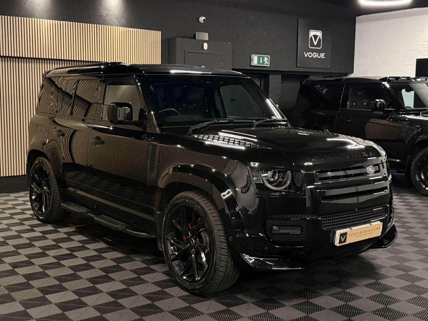 2023 LAND ROVER DEFENDER 110 2023 LAND ROVER DEFENDER 110