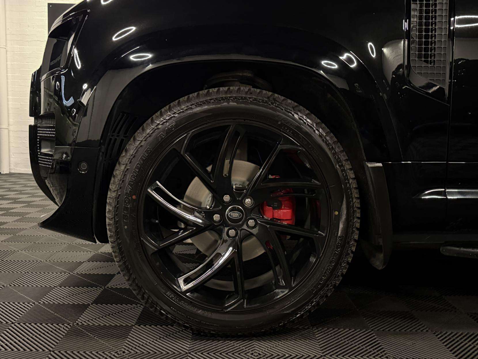 2023 LAND ROVER DEFENDER 110 2023 LAND ROVER DEFENDER 110