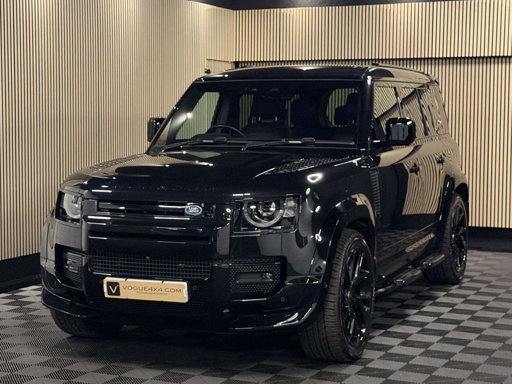 2023 LAND ROVER DEFENDER 110 2023 LAND ROVER DEFENDER 110