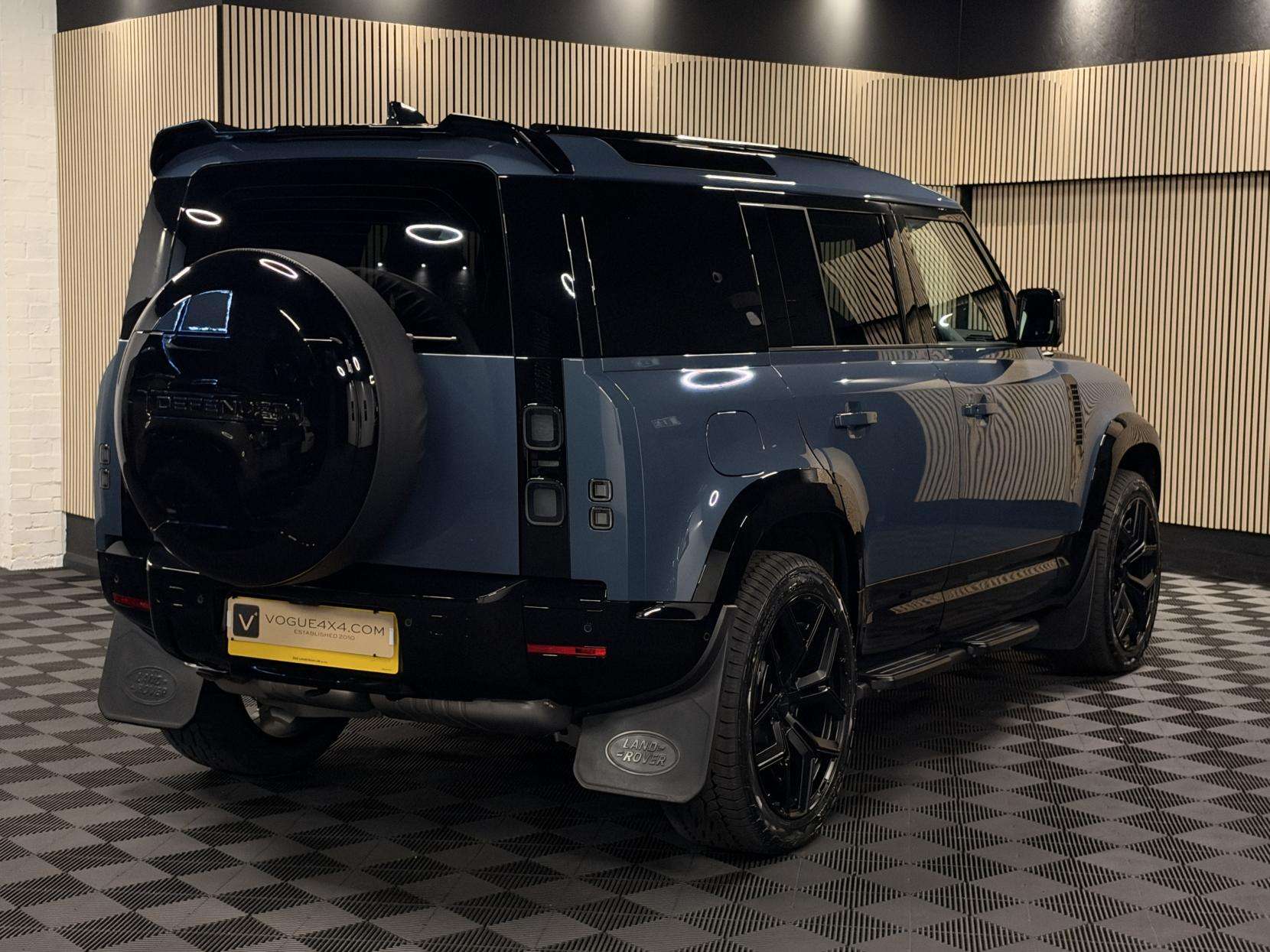 A 2026 LAND ROVER DEFENDER 110 3.0 D250 MHEV S Hard Top SUV 5dr Diesel Auto 4WD Euro 6 (s/s) (250 ps) A 2026 LAND ROVER DEFENDER 110 3.0 D250 MHEV S Hard Top SUV 5dr Diesel Auto 4WD Euro 6 (s/s) (250 ps)