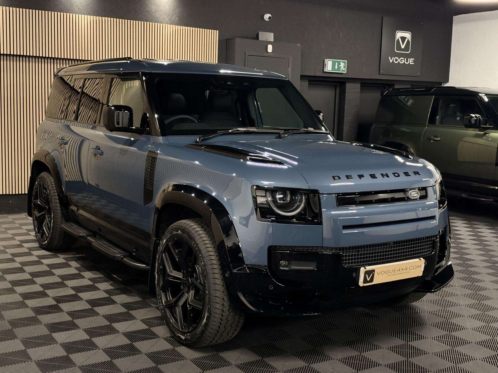 2026 LAND ROVER DEFENDER 110 2026 LAND ROVER DEFENDER 110