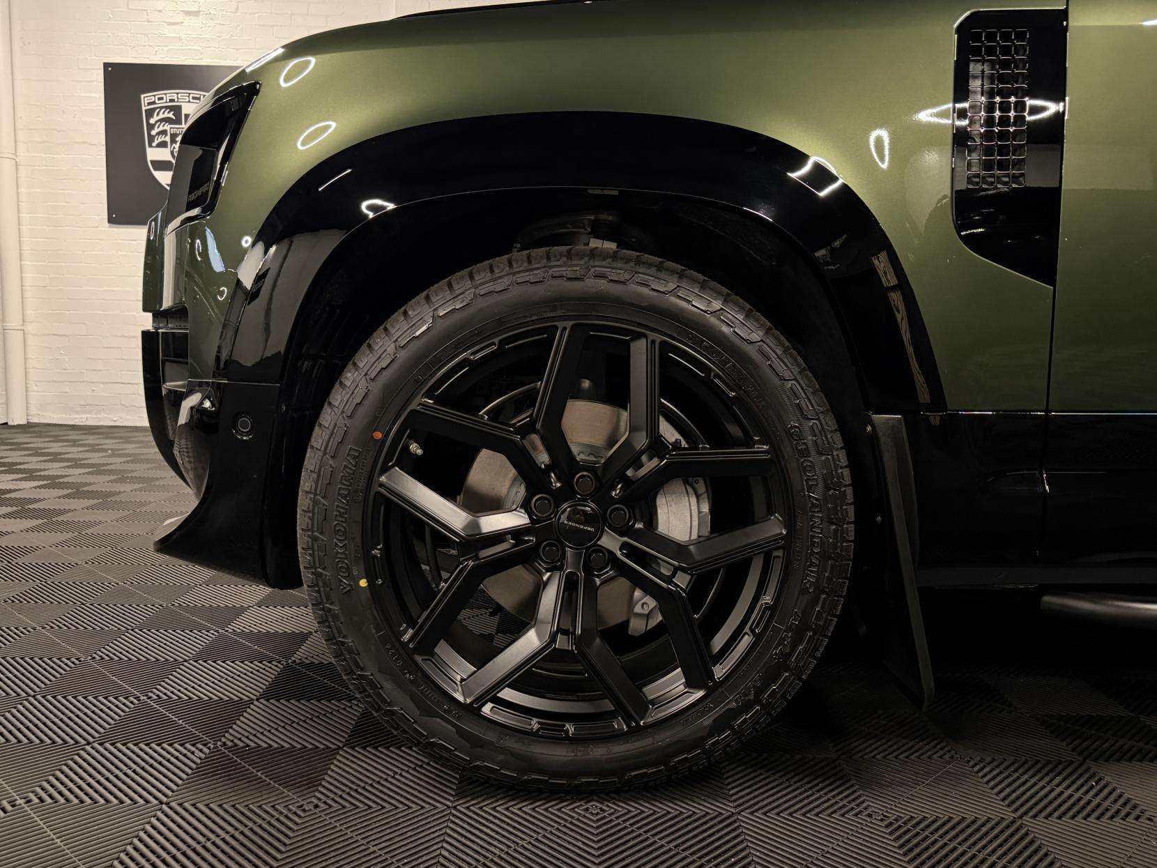 2026 LAND ROVER DEFENDER 90 2026 LAND ROVER DEFENDER 90