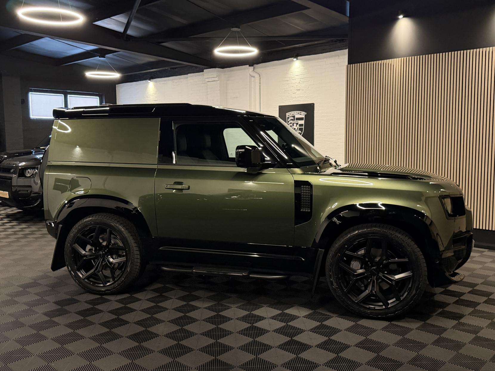 2026 LAND ROVER DEFENDER 90 2026 LAND ROVER DEFENDER 90