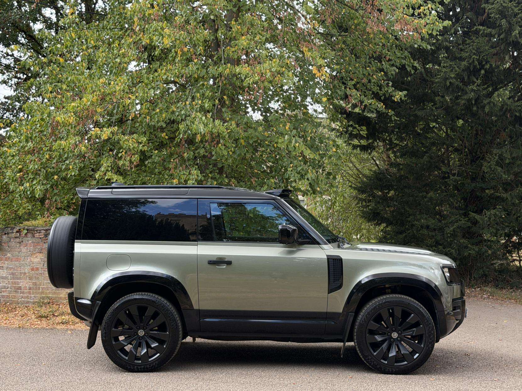 2021 LAND ROVER DEFENDER 90 2021 LAND ROVER DEFENDER 90