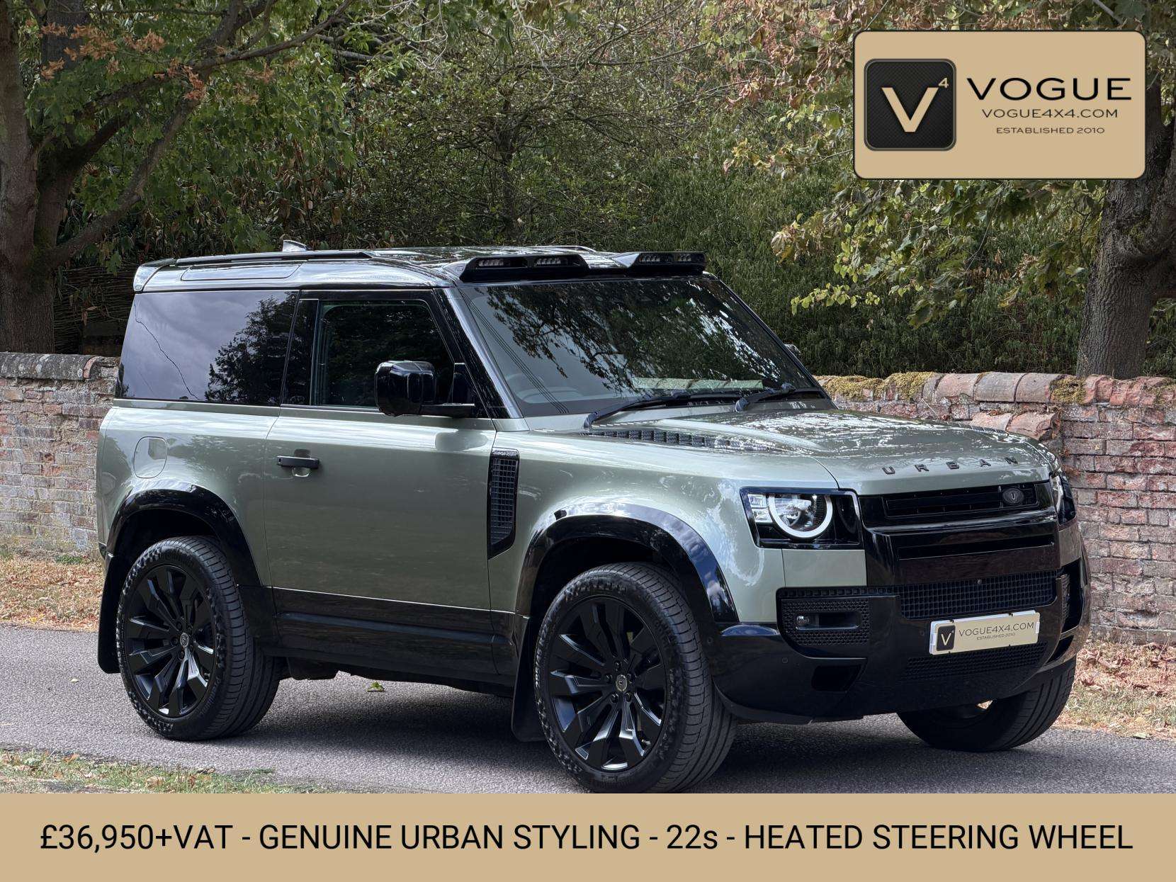 A 2021 LAND ROVER DEFENDER 90 3.0 D200 MHEV Hard Top SUV 3dr Diesel Auto 4WD SWB Euro 6 (s/s) (200 ps) A 2021 LAND ROVER DEFENDER 90 3.0 D200 MHEV Hard Top SUV 3dr Diesel Auto 4WD SWB Euro 6 (s/s) (200 ps)