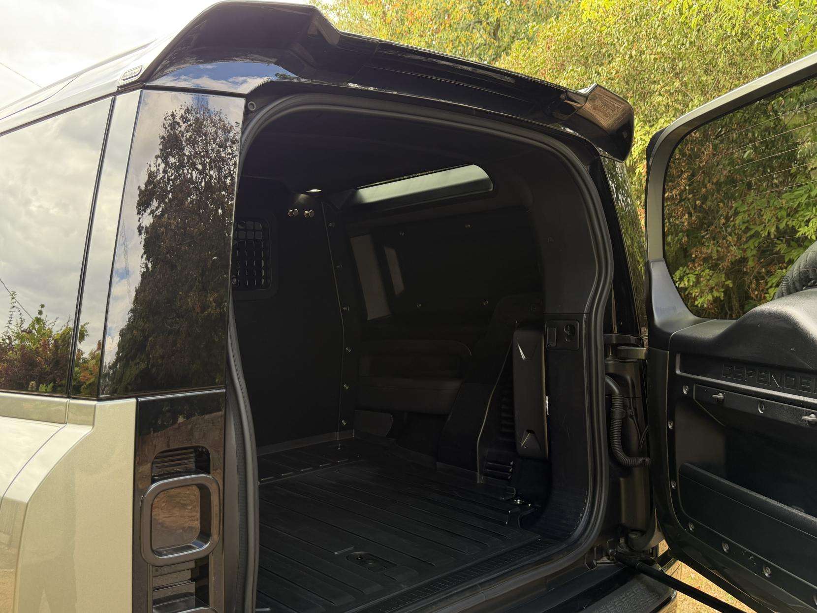 2021 LAND ROVER DEFENDER 90 2021 LAND ROVER DEFENDER 90