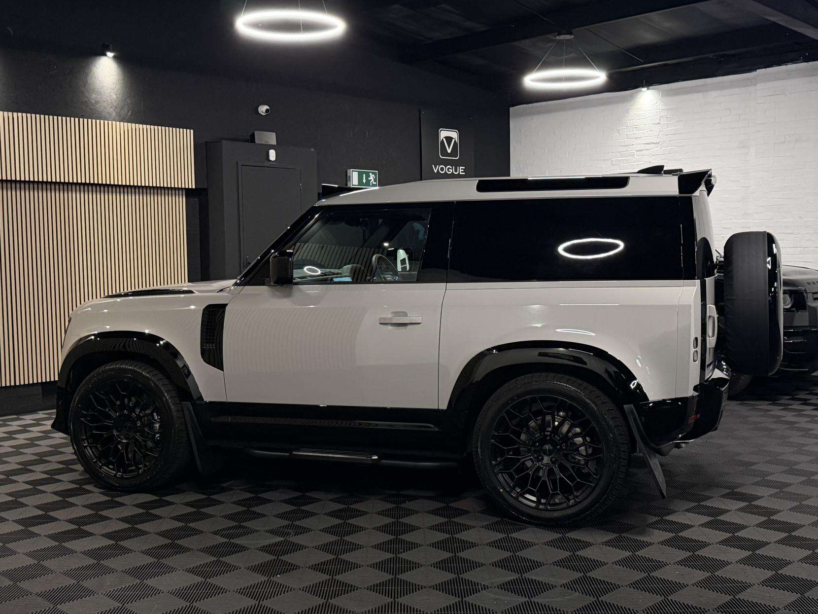 2026 LAND ROVER DEFENDER 90 2026 LAND ROVER DEFENDER 90