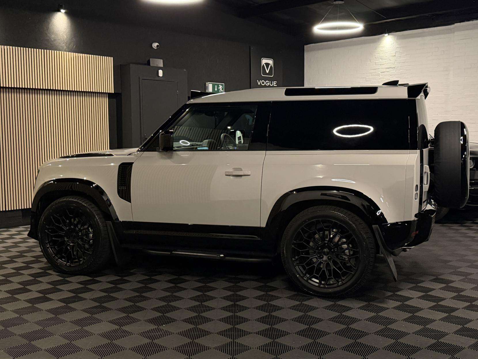 2026 LAND ROVER DEFENDER 90 2026 LAND ROVER DEFENDER 90